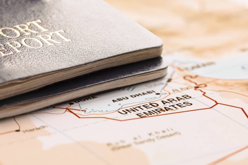 Obtenir un visa de résidence aux Émirats arabes unis est une étape clé dans le processus de création d’entreprise à Dubaï