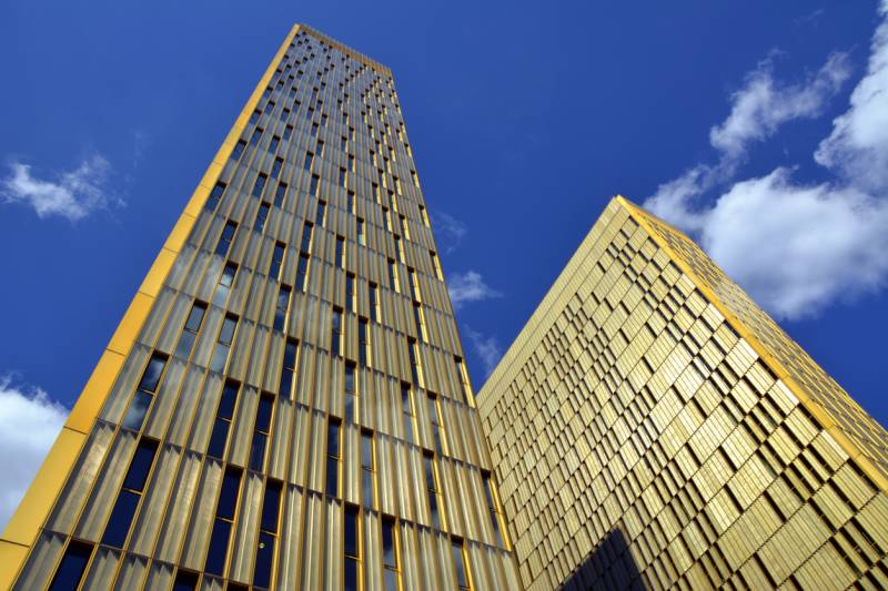 Centre financier de Luxembourg, connu pour ses sociétés de holding et ses règles fiscales encadrées