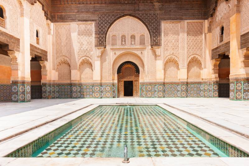 Convention fiscale Maroc - Émirats arabes unis : analyse de l'imposition des dividendes de Dubaï