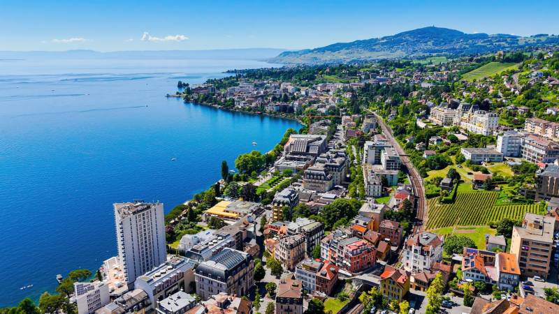 Genève, place forte des gestionnaires de fortune, où créer une société Freezone à Dubaï devient une stratégie de développement internationale